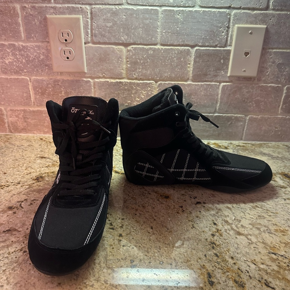 Otomix Bodybuilding & MMA Shoes - NWOT